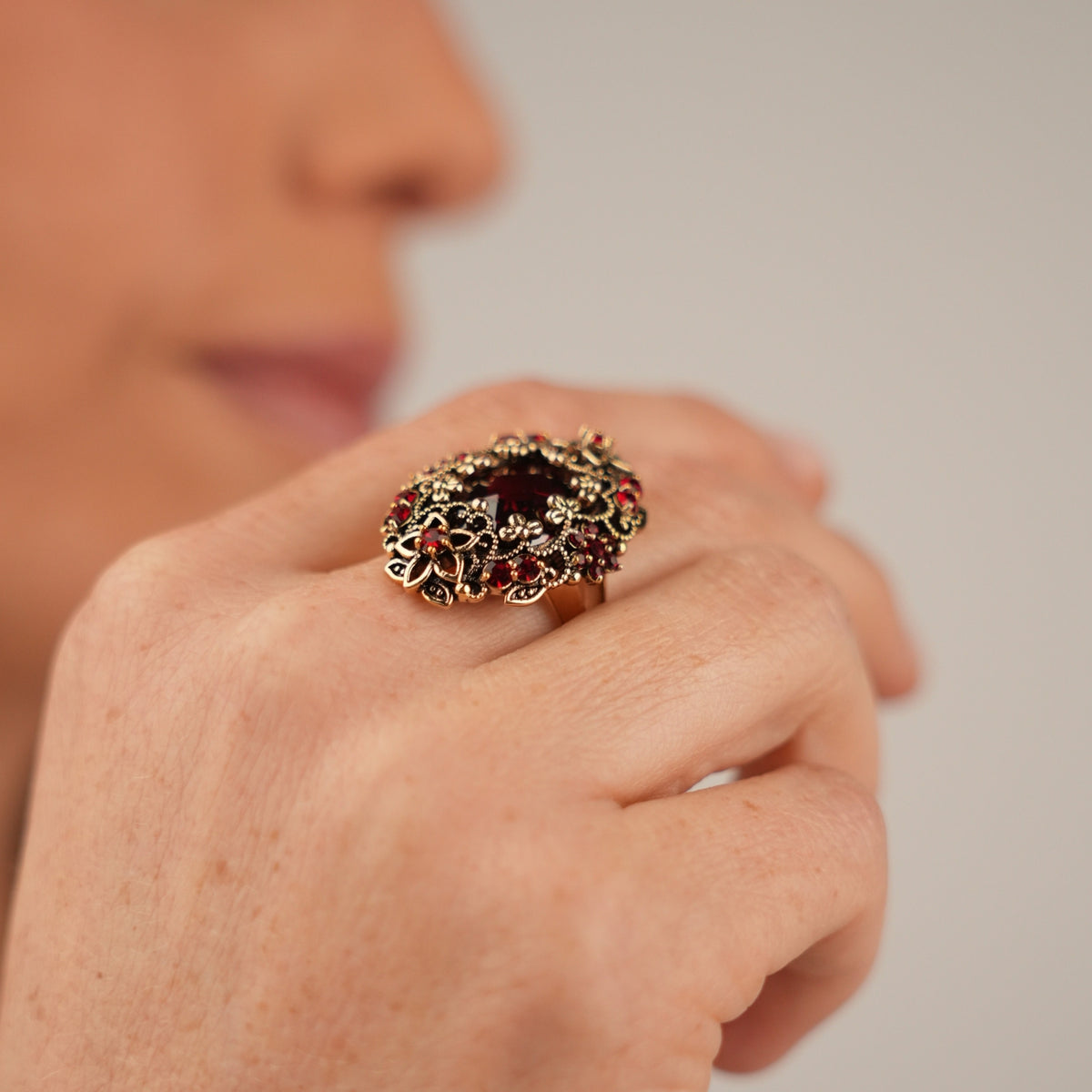 18K Gold Plated Ring with Red Zirconia L - Heritage - 4