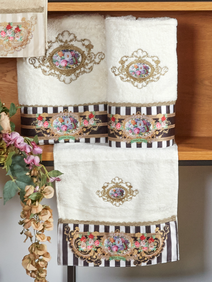 Diana designed towels