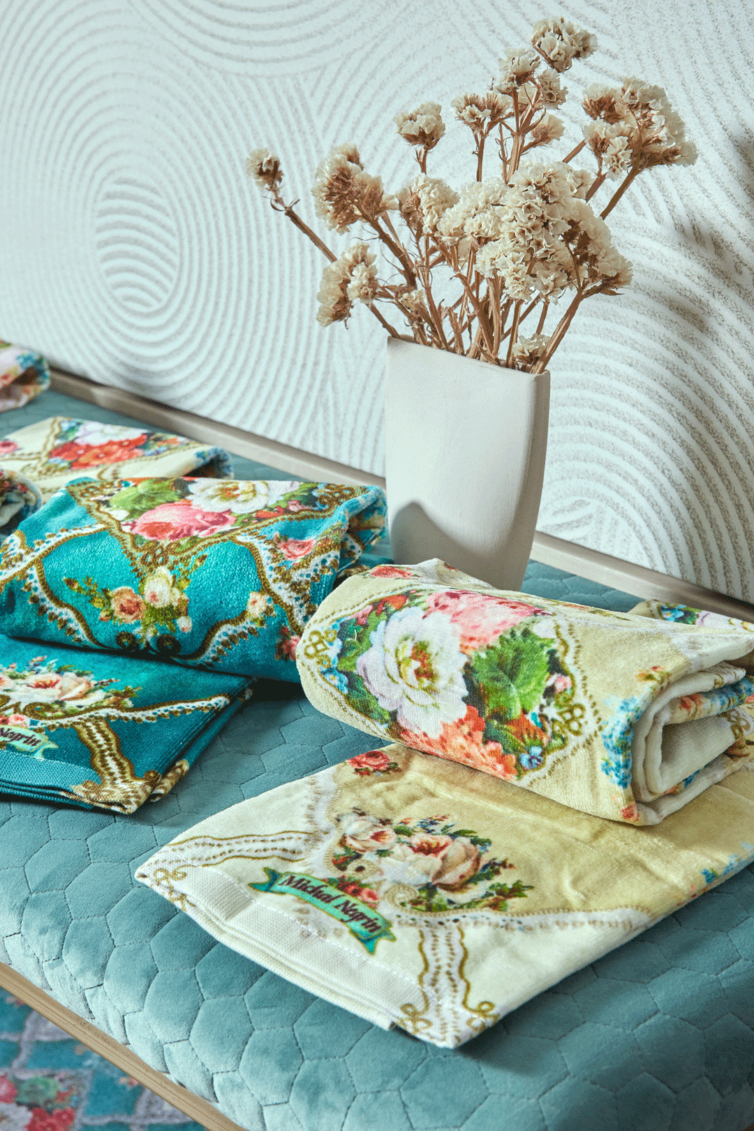 Evelyn Kitchen Towel Pair Set