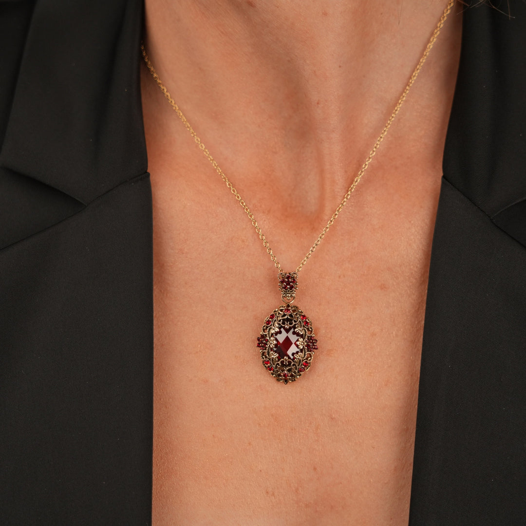 18K Gold Plated Necklace with Oval Pendant with Red Zircons L Heritage 