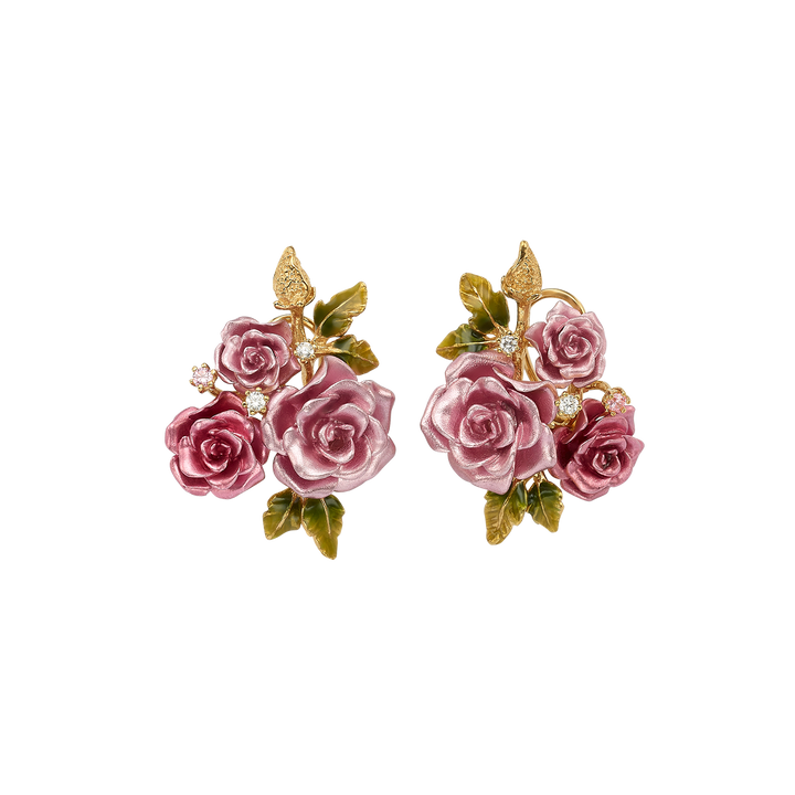 18K gold-plated earring with nano-set emerald and Monarchy enamel finish 