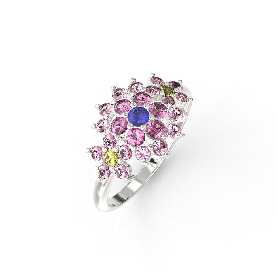 14K gold ring with floral rhombus set with crystal stones 1