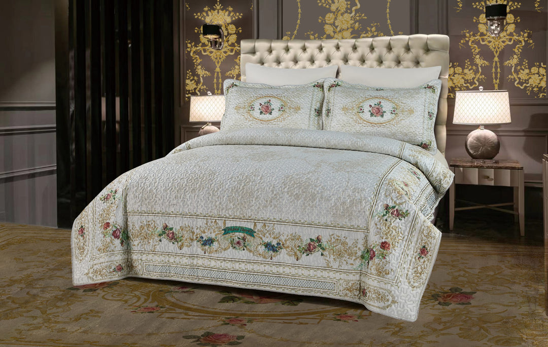 Veronica Perkle cotton bedding set