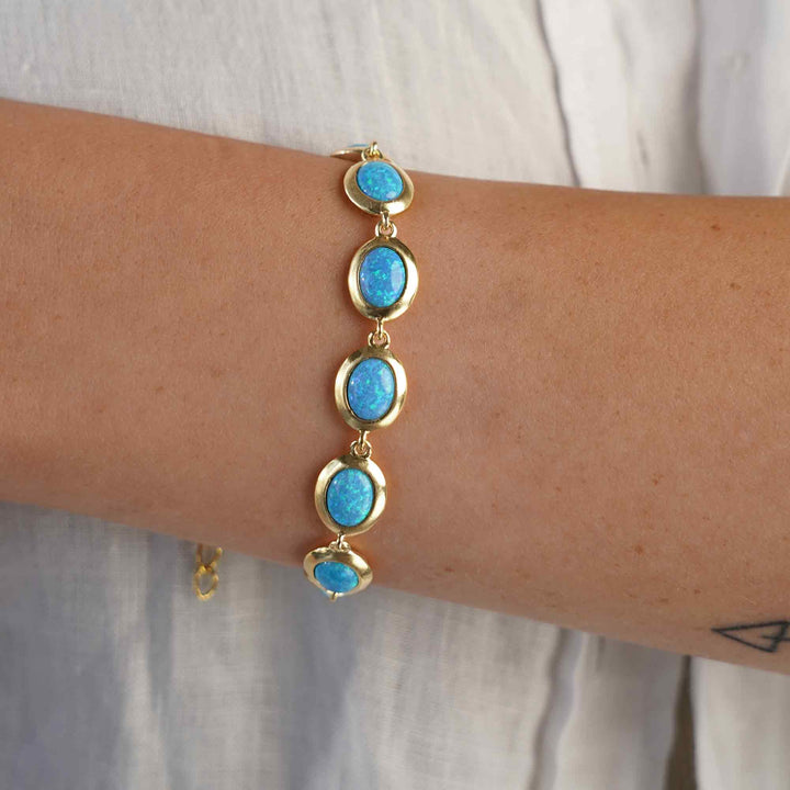 18K/24K Gold Plated Bracelet with Sky Blue Synthetic Opal - Mare - 2