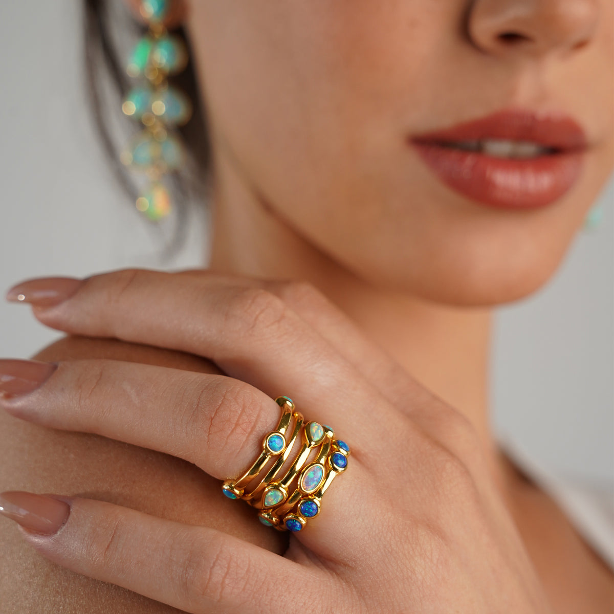 Set of 5 18K/24K Gold Plated Rings with Synthetic Opal - Mare - 19