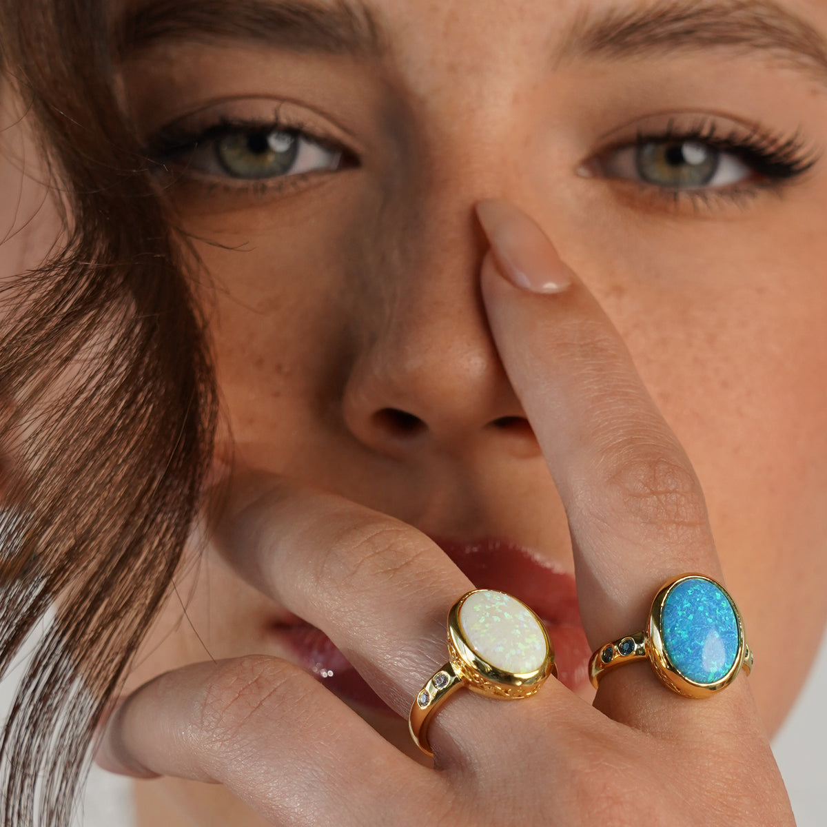 24K Gold Plated Ring with White Synthetic Opal - Mare - 5