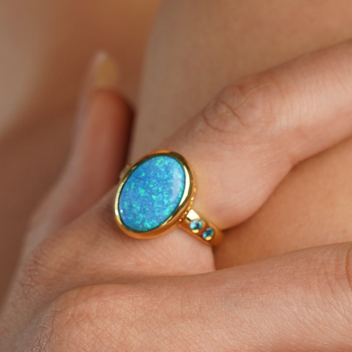 24K Gold Plated Ring with Blue Synthetic Opal - Mare - 2
