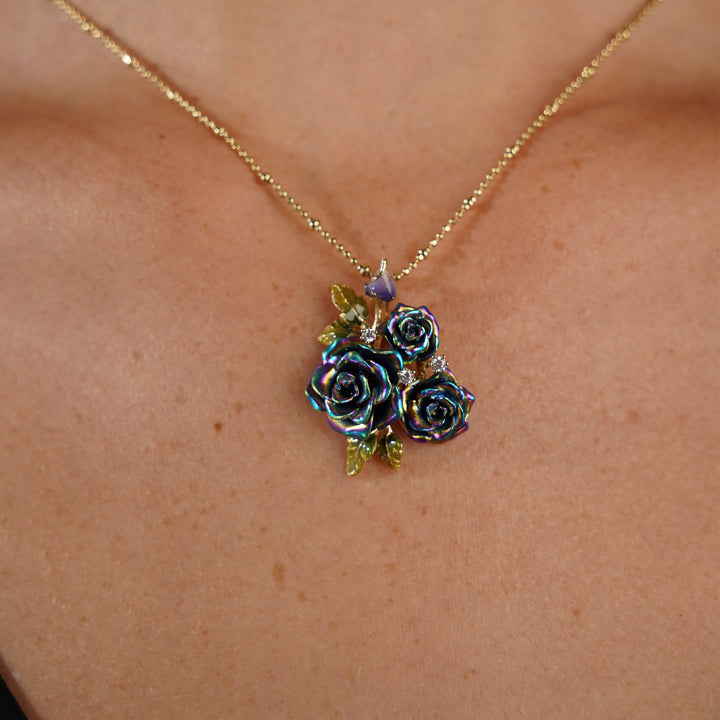 Necklace with 3-Flower Multicolor Enamel Pendant - Monarchy - 2