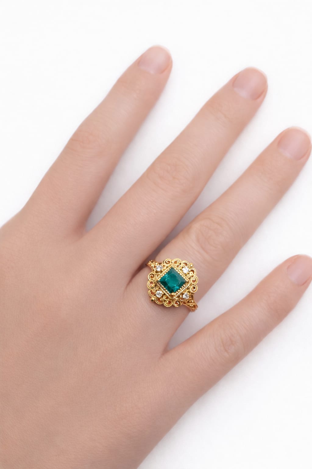 Alexandra Emerald Gold Ring