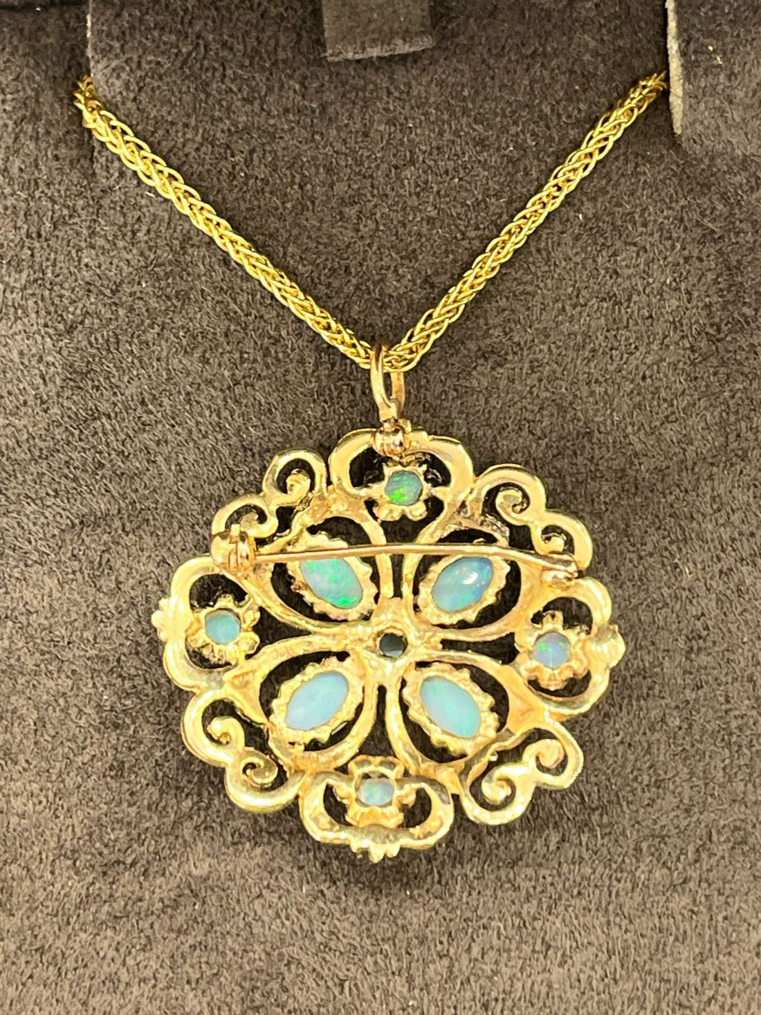Classic pendant
