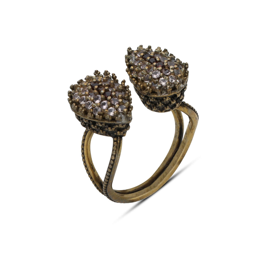 Double ring inlaid with cream garnet crystal stones