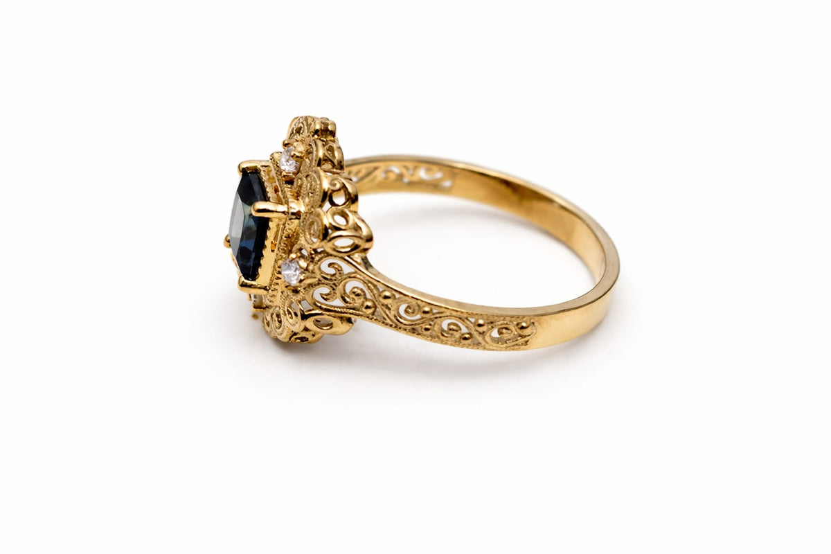 Alexandra topaz gold ring