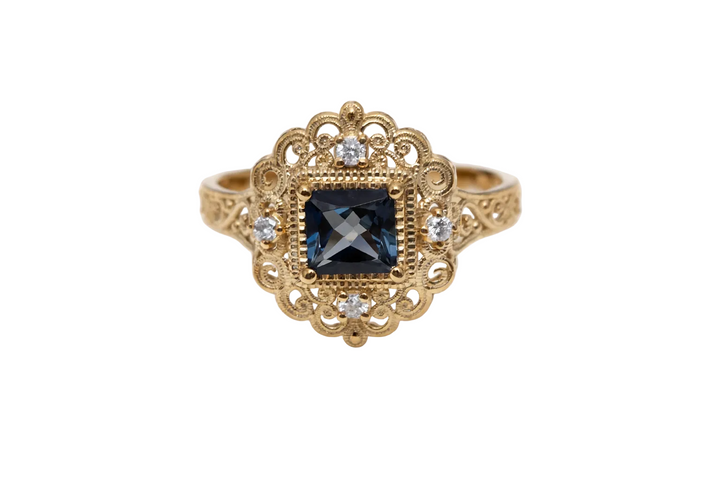Alexandra gold ring