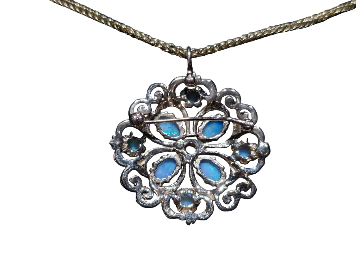 Classic pendant