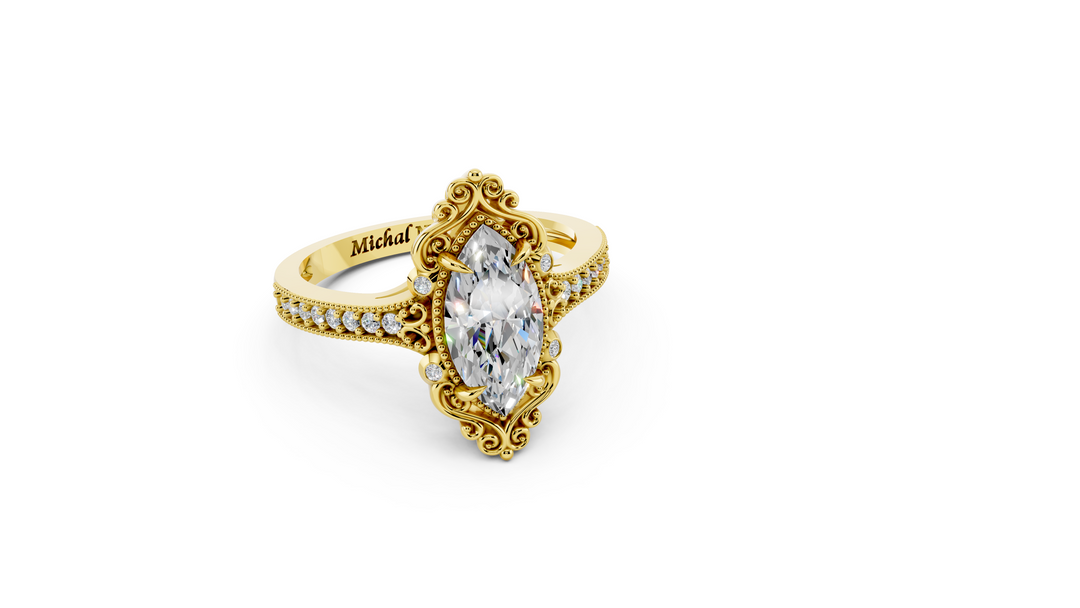 Miley gold ring with side diamonds
