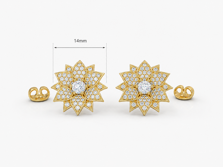 Amaryllis studded earrings studded with zircons